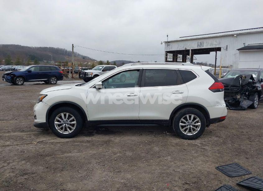 Photo 15 of 2017 Nissan Rogue SV (VIN 5N1AT2MV7HC753883)