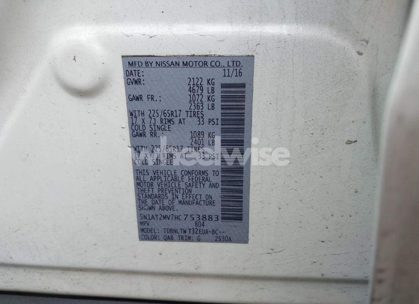 Photo 9 of 2017 Nissan Rogue SV (VIN 5N1AT2MV7HC753883)