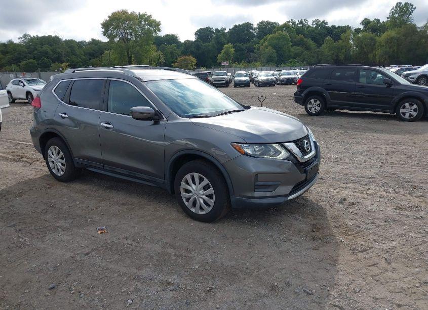 2017 Nissan Rogue S (VIN 5N1AT2MV7HC775754) main photo
