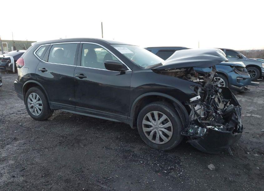 2017 Nissan Rogue S (VIN 5N1AT2MV7HC783997) main photo