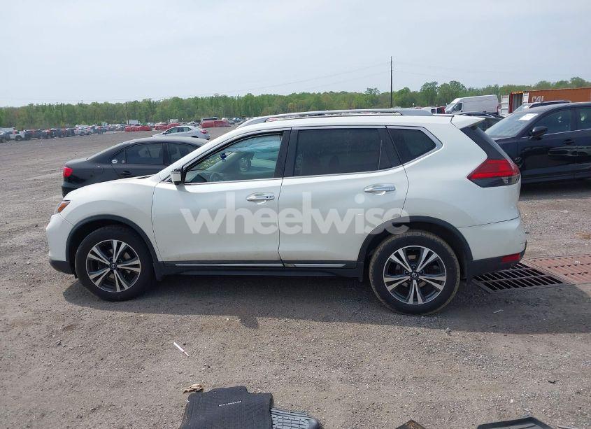Photo 14 of 2017 Nissan Rogue SL (VIN 5N1AT2MV7HC794711)