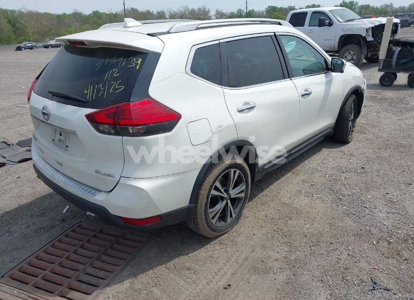 Photo 4 of 2017 Nissan Rogue SL (VIN 5N1AT2MV7HC794711)