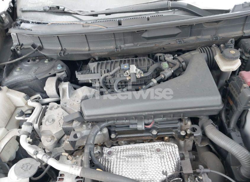 Photo 10 of 2017 Nissan Rogue SV (VIN 5N1AT2MV7HC801057)