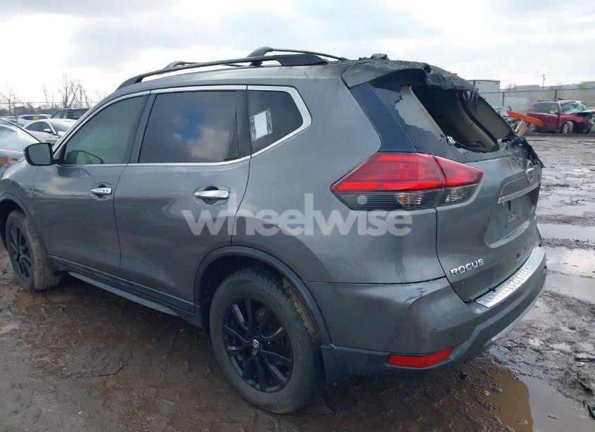 Photo 3 of 2017 Nissan Rogue SV (VIN 5N1AT2MV7HC801057)