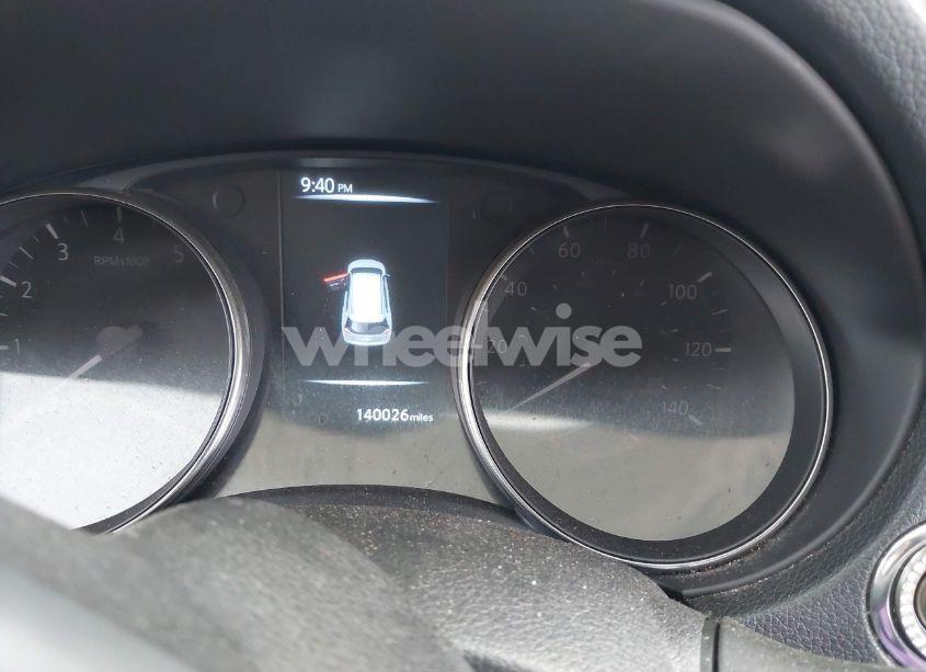 Photo 7 of 2017 Nissan Rogue SV (VIN 5N1AT2MV7HC801057)