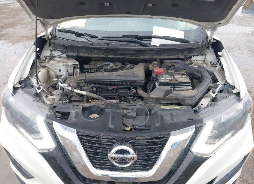 Photo 10 of 2017 Nissan Rogue SV (VIN 5N1AT2MV7HC803567)