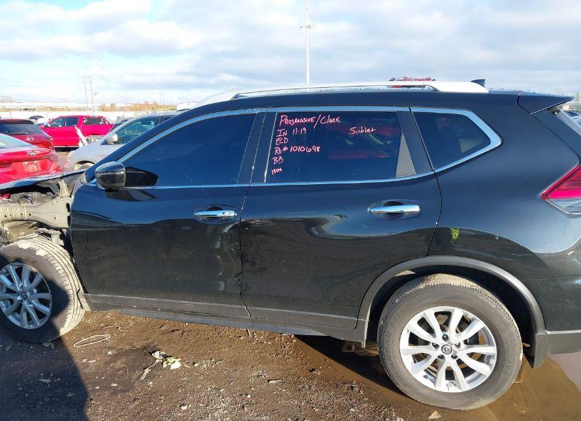 Photo 14 of 2017 Nissan Rogue SV (VIN 5N1AT2MV7HC897059)