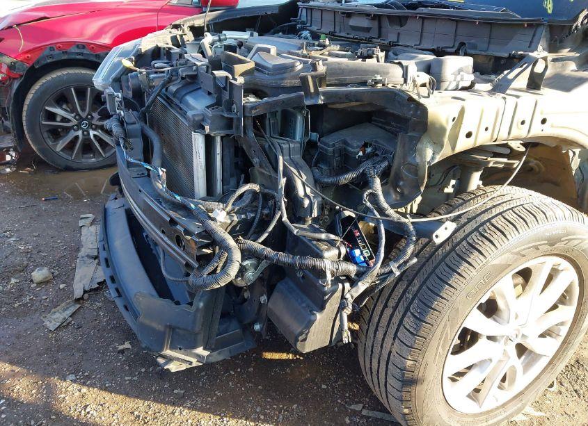 Photo 6 of 2017 Nissan Rogue SV (VIN 5N1AT2MV7HC897059)