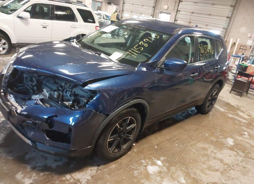 Photo 2 of 2018 Nissan Rogue S (VIN 5N1AT2MV7JC736264)