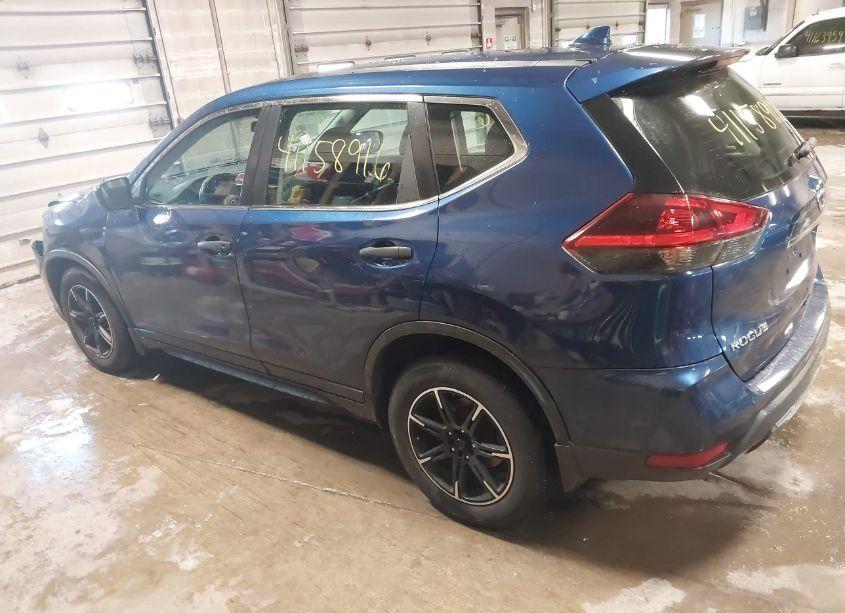 Photo 3 of 2018 Nissan Rogue S (VIN 5N1AT2MV7JC736264)