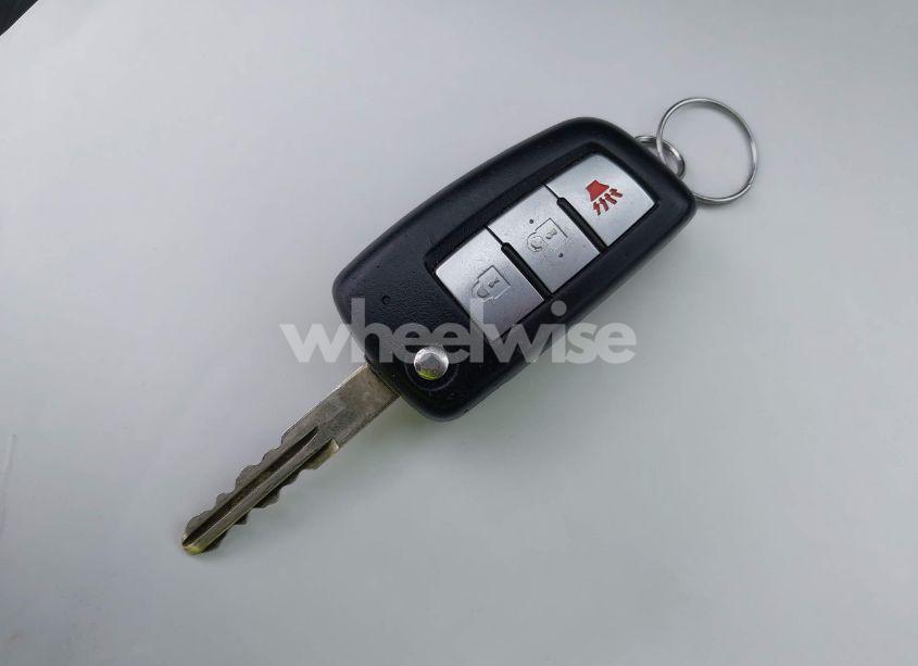 Photo 11 of 2018 Nissan Rogue S (VIN 5N1AT2MV7JC827941)