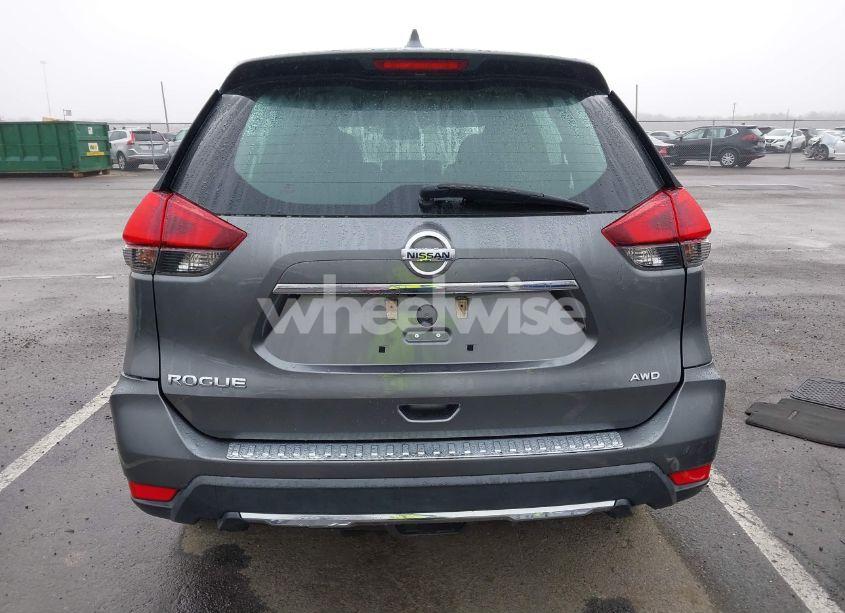 Photo 17 of 2018 Nissan Rogue S (VIN 5N1AT2MV7JC827941)