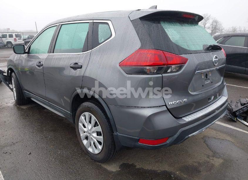 Photo 3 of 2018 Nissan Rogue S (VIN 5N1AT2MV7JC827941)