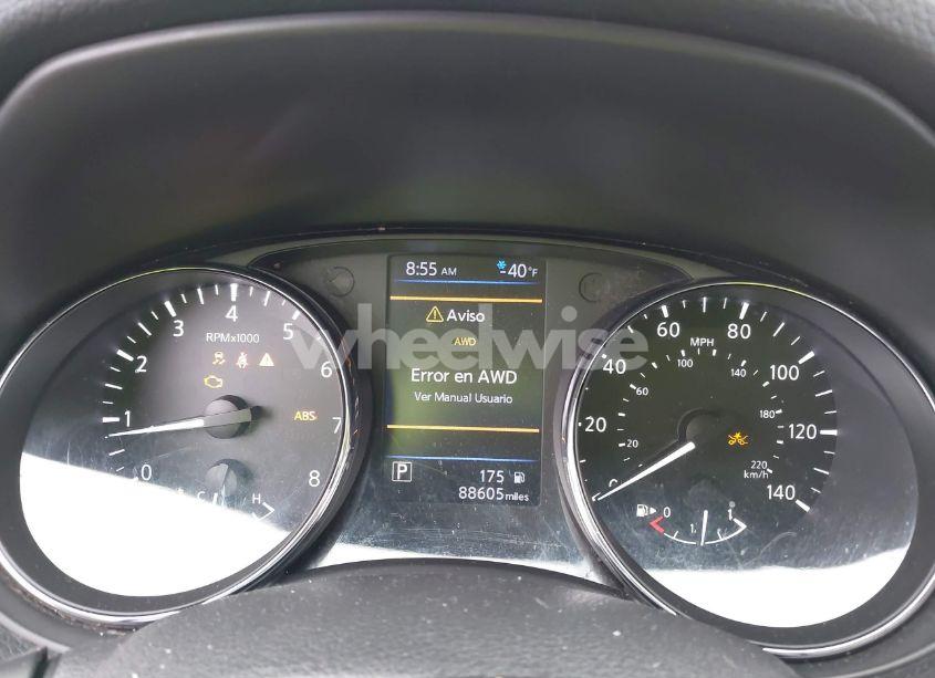 Photo 7 of 2018 Nissan Rogue S (VIN 5N1AT2MV7JC827941)