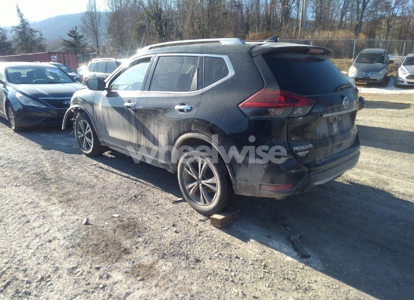 Photo 3 of 2018 Nissan Rogue SL (VIN 5N1AT2MV7JC835179)