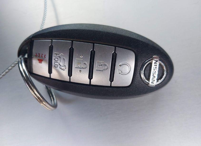 Photo 11 of 2018 Nissan Rogue SV (VIN 5N1AT2MV7JC851351)