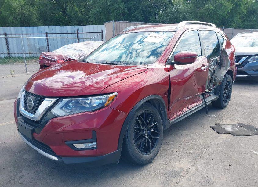 Photo 2 of 2018 Nissan Rogue SV (VIN 5N1AT2MV7JC851351)