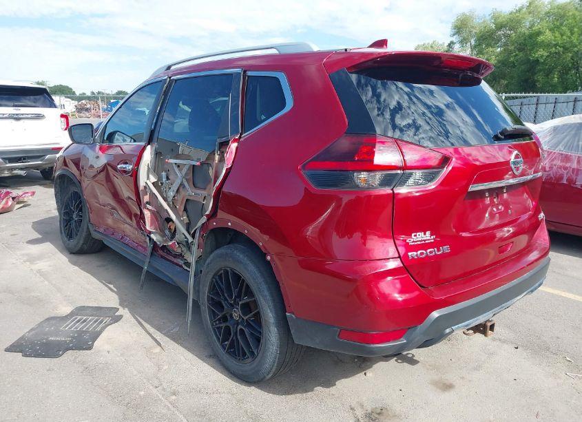 Photo 3 of 2018 Nissan Rogue SV (VIN 5N1AT2MV7JC851351)