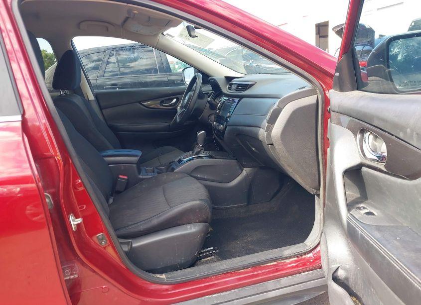 Photo 5 of 2018 Nissan Rogue SV (VIN 5N1AT2MV7JC851351)