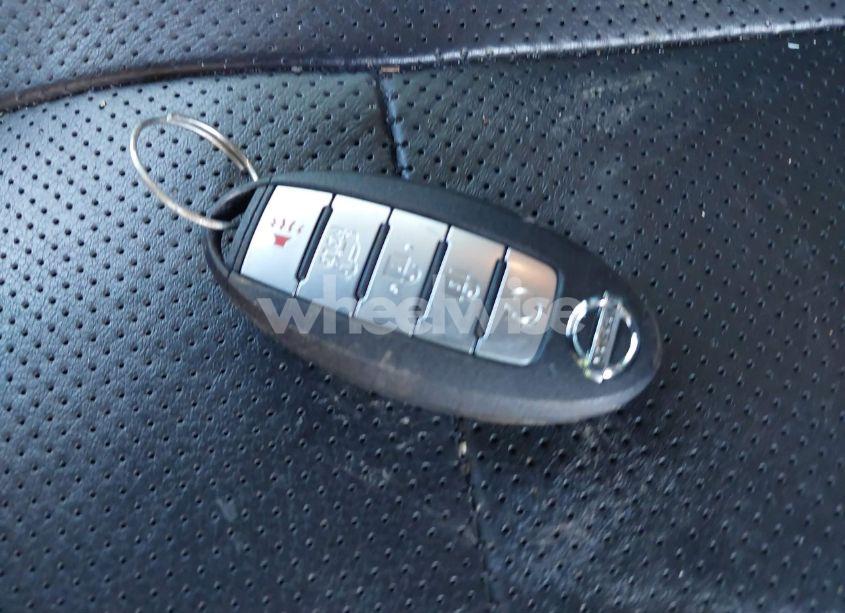 Photo 11 of 2019 Nissan Rogue SL (VIN 5N1AT2MV7KC718316)