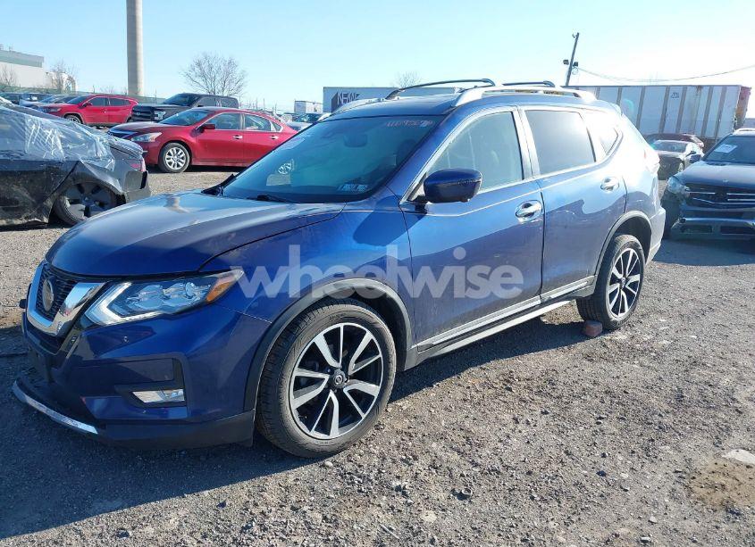 Photo 2 of 2019 Nissan Rogue SL (VIN 5N1AT2MV7KC718316)
