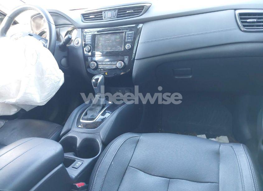 Photo 5 of 2019 Nissan Rogue SL (VIN 5N1AT2MV7KC718316)