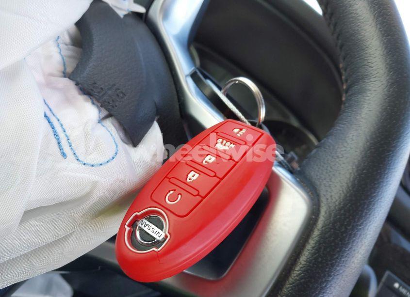 Photo 11 of 2019 Nissan Rogue SL (VIN 5N1AT2MV7KC756287)