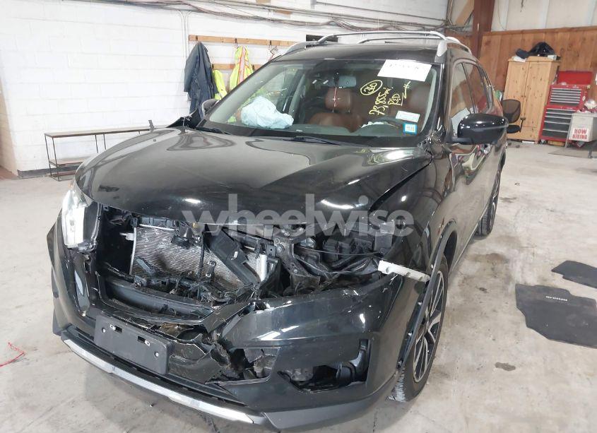 Photo 6 of 2019 Nissan Rogue SL (VIN 5N1AT2MV7KC809442)