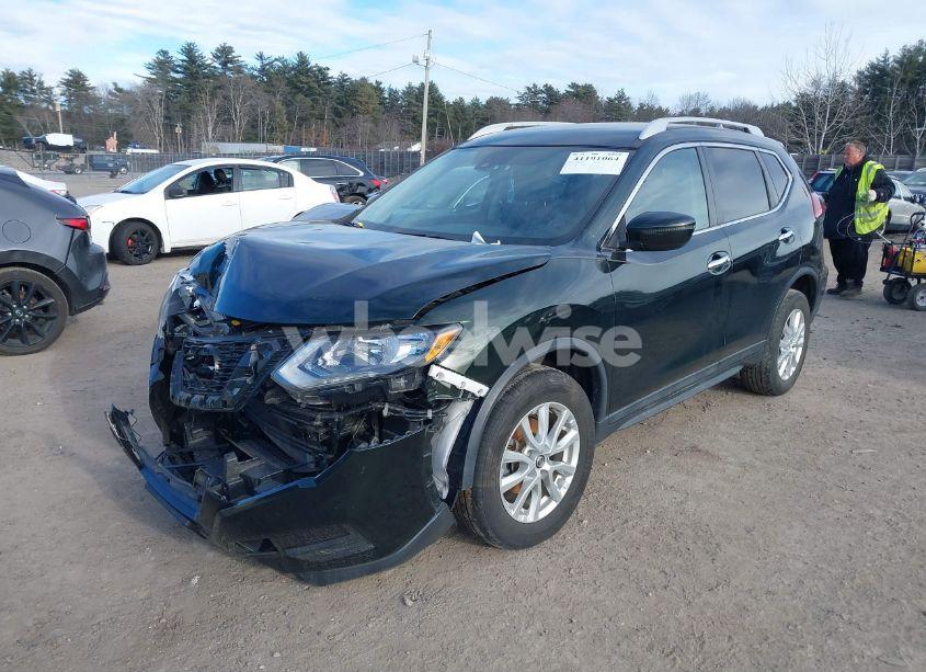 Photo 2 of 2020 Nissan Rogue SV INTELLIGENT AWD (VIN 5N1AT2MV7LC716499)
