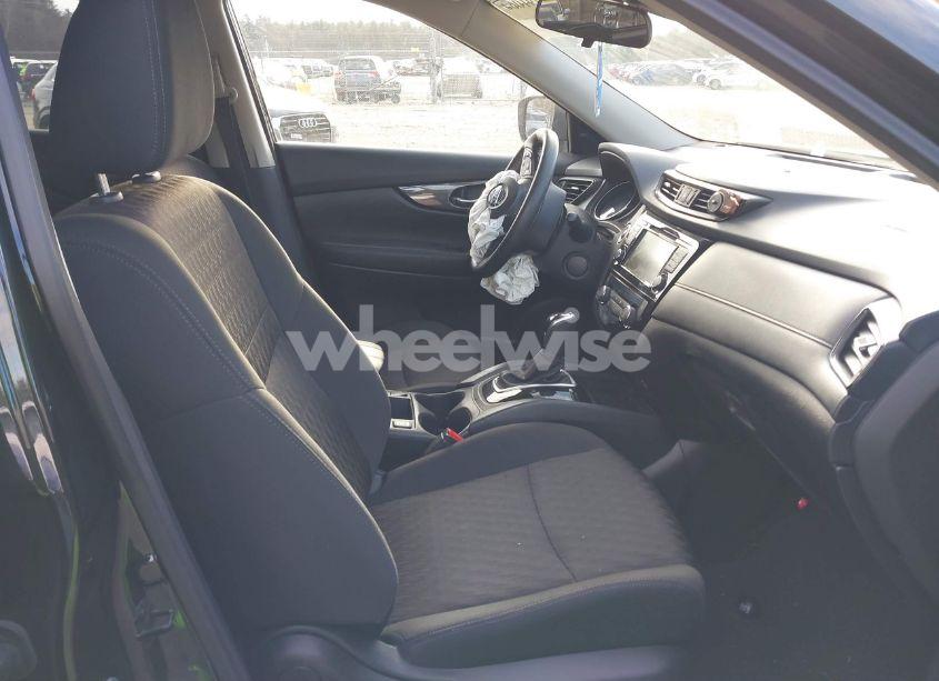 Photo 5 of 2020 Nissan Rogue SV INTELLIGENT AWD (VIN 5N1AT2MV7LC716499)