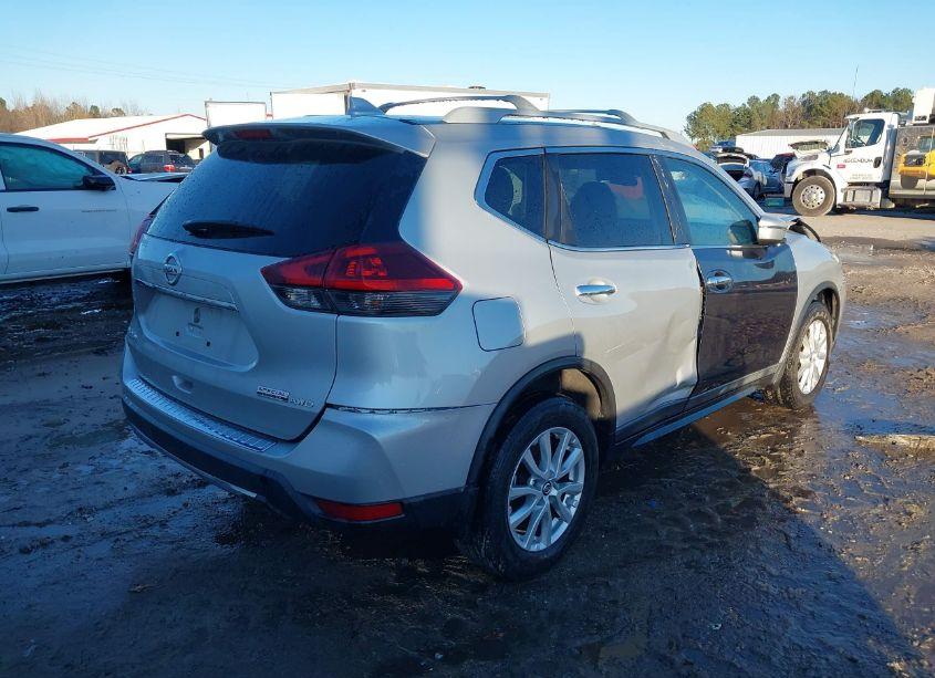 Photo 4 of 2020 Nissan Rogue S INTELLIGENT AWD (VIN 5N1AT2MV7LC730855)