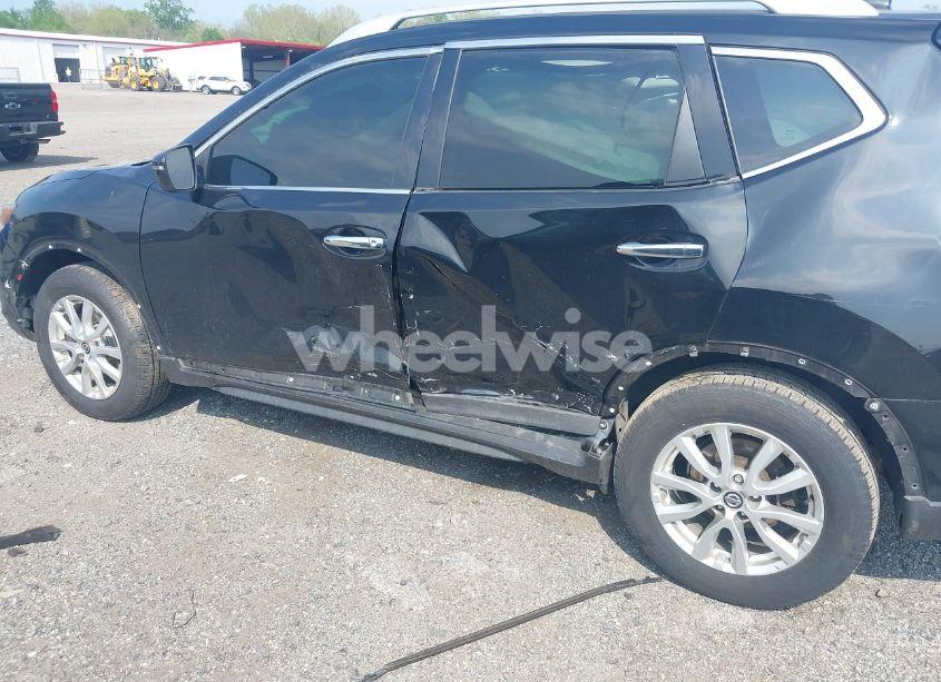 Photo 6 of 2020 Nissan Rogue S INTELLIGENT AWD (VIN 5N1AT2MV7LC751155)