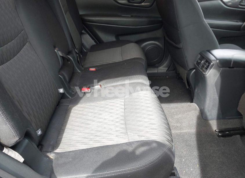 Photo 8 of 2020 Nissan Rogue S INTELLIGENT AWD (VIN 5N1AT2MV7LC764293)