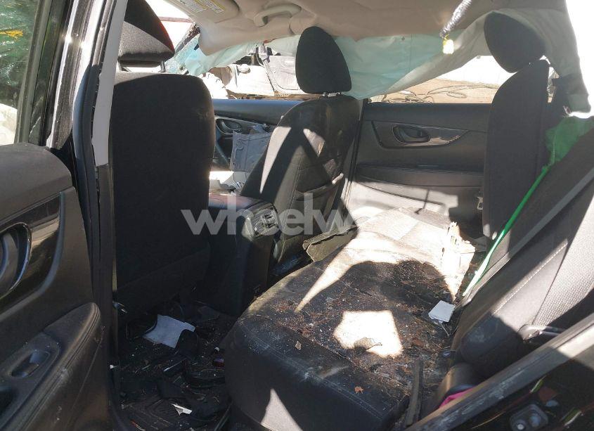 Photo 8 of 2020 Nissan Rogue S INTELLIGENT AWD (VIN 5N1AT2MV7LC799237)