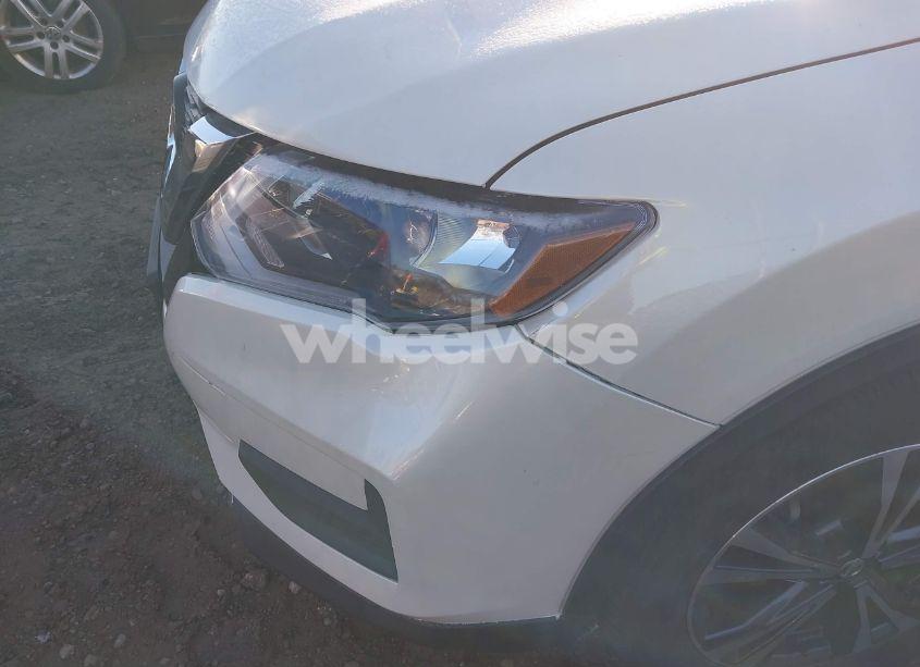 Photo 6 of 2020 Nissan Rogue SV INTELLIGENT AWD (VIN 5N1AT2MV7LC804193)