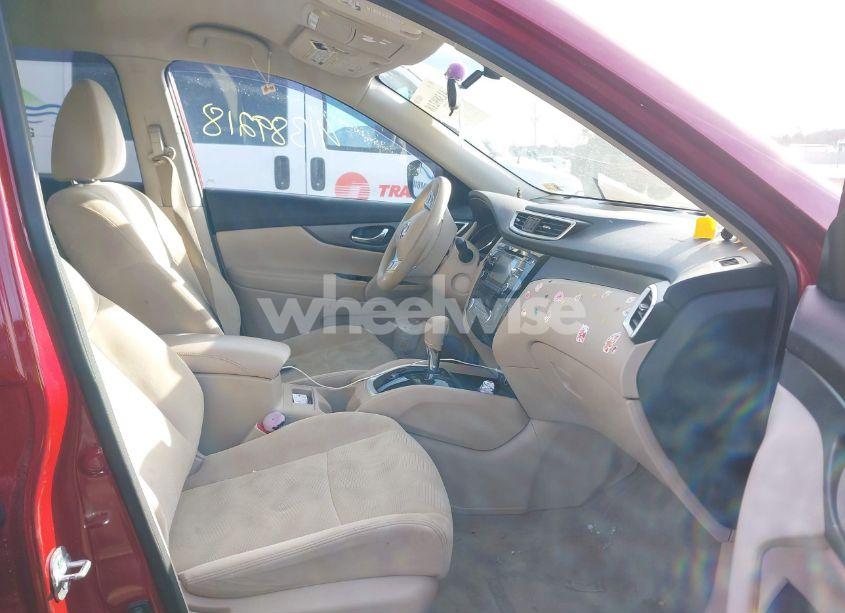 Photo 5 of 2014 Nissan Rogue SV (VIN 5N1AT2MV8EC764256)