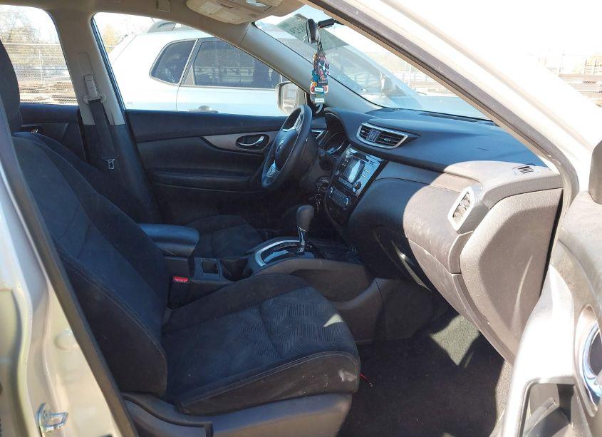 Photo 5 of 2014 Nissan Rogue S (VIN 5N1AT2MV8EC849937)