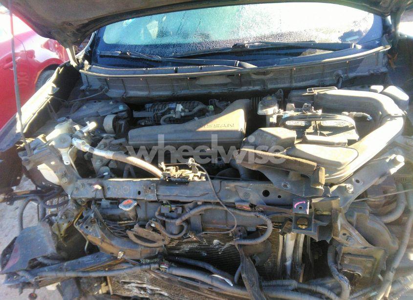 Photo 10 of 2015 Nissan Rogue S (VIN 5N1AT2MV8FC811710)