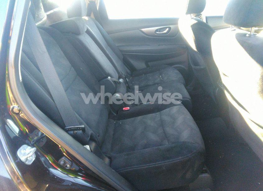 Photo 8 of 2015 Nissan Rogue S (VIN 5N1AT2MV8FC811710)