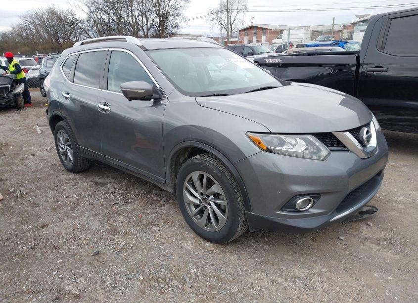 2015 Nissan Rogue SL (VIN 5N1AT2MV8FC822626) main photo