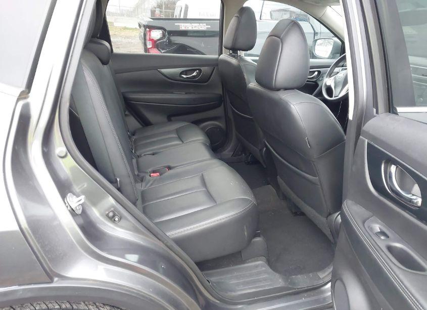 Photo 8 of 2015 Nissan Rogue SL (VIN 5N1AT2MV8FC822626)