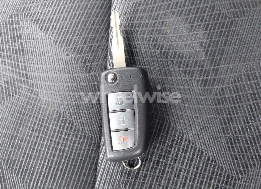 Photo 11 of 2015 Nissan Rogue S (VIN 5N1AT2MV8FC927005)