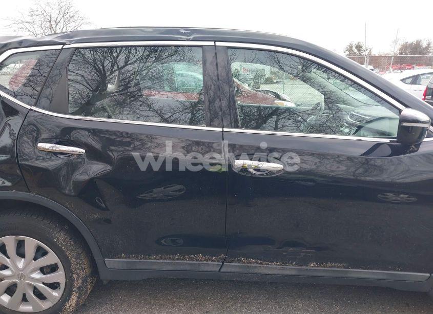 Photo 13 of 2015 Nissan Rogue S (VIN 5N1AT2MV8FC927005)