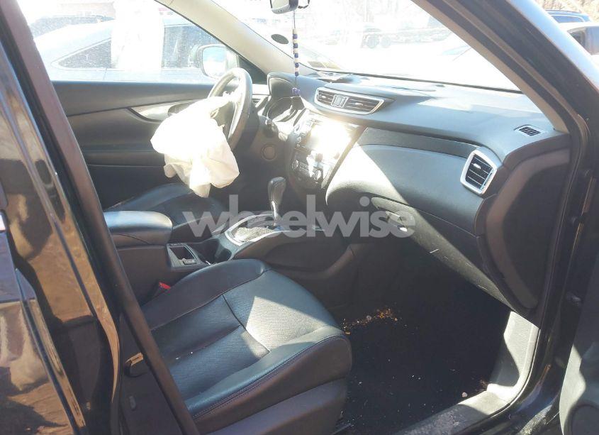 Photo 5 of 2016 Nissan Rogue SL (VIN 5N1AT2MV8GC742034)