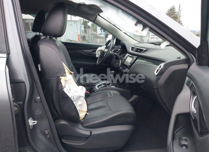 Photo 5 of 2016 Nissan Rogue SL (VIN 5N1AT2MV8GC763417)