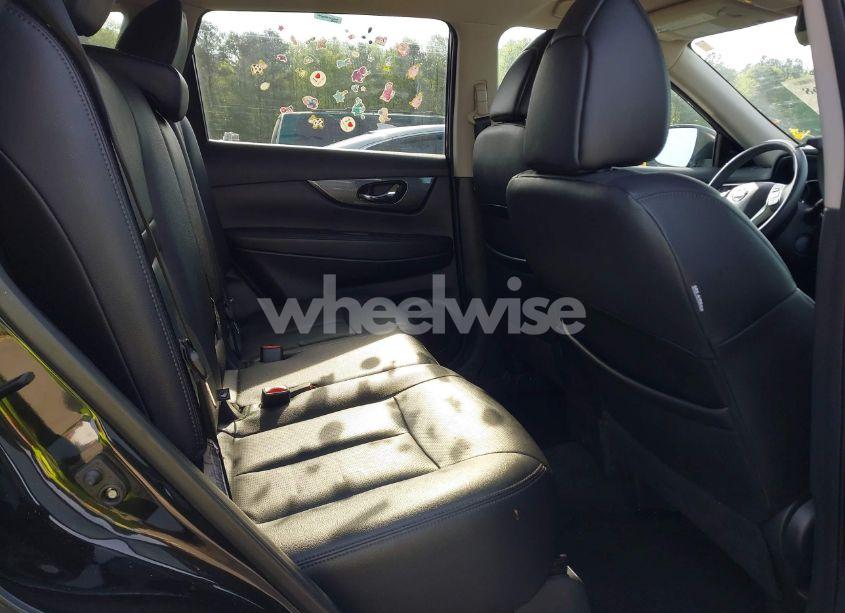 Photo 8 of 2016 Nissan Rogue SL (VIN 5N1AT2MV8GC870418)