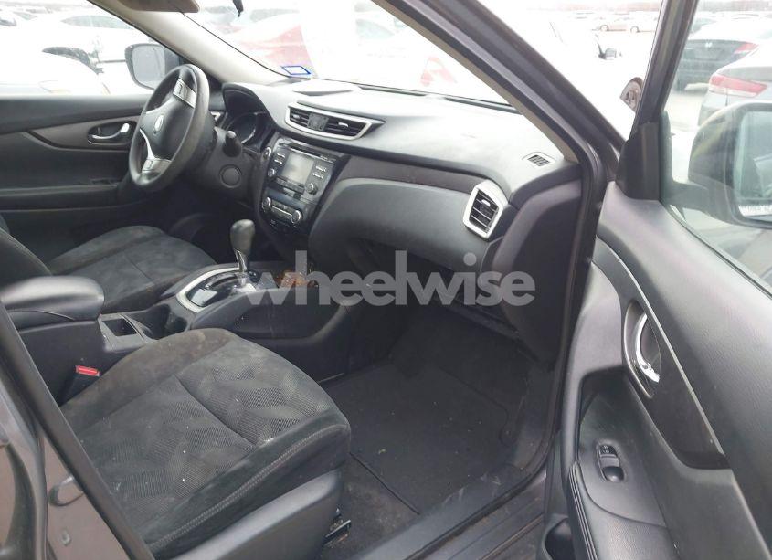 Photo 5 of 2016 Nissan Rogue SV (VIN 5N1AT2MV8GC890927)