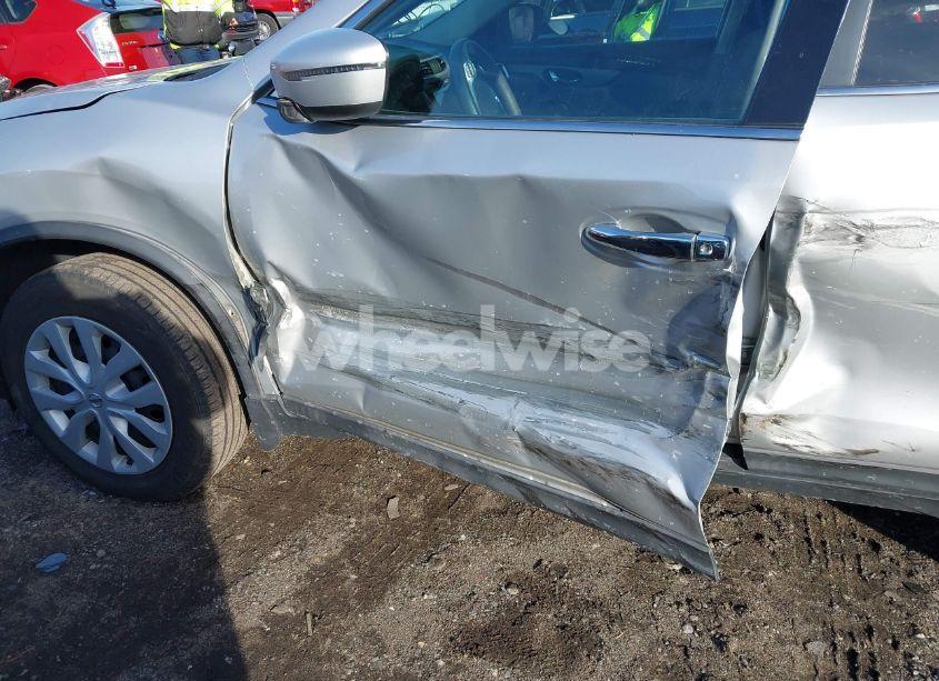 Photo 6 of 2016 Nissan Rogue S (VIN 5N1AT2MV8GC921920)