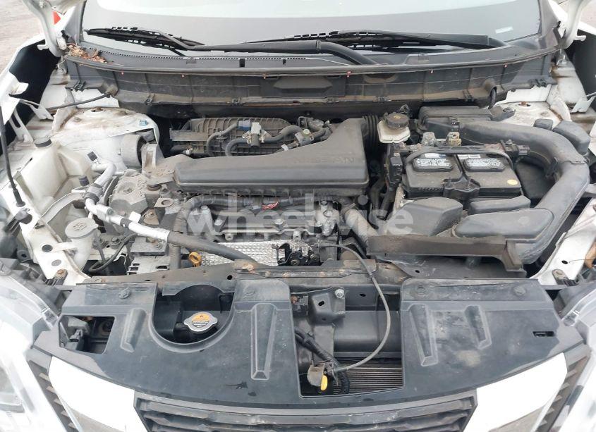 Photo 10 of 2017 Nissan Rogue SV (VIN 5N1AT2MV8HC751950)