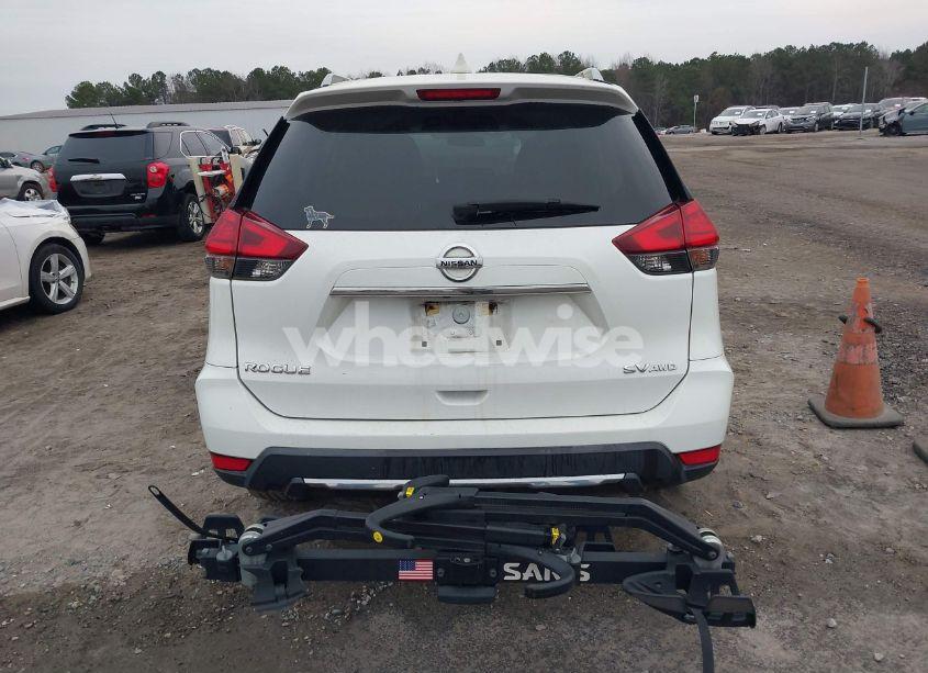 Photo 16 of 2017 Nissan Rogue SV (VIN 5N1AT2MV8HC751950)
